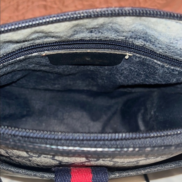 Gucci Black and Cream Crossbody Bag - Picture 11 of 15